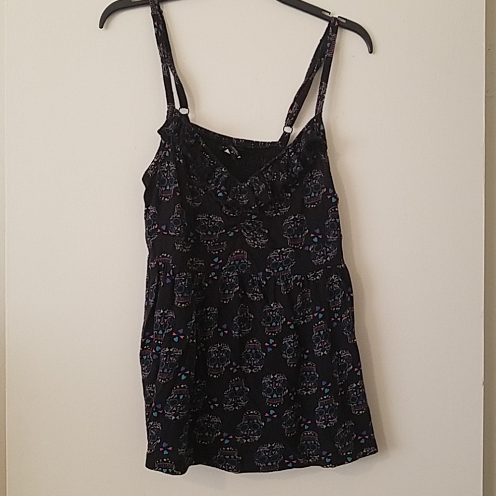 Sugar skull flowy tank